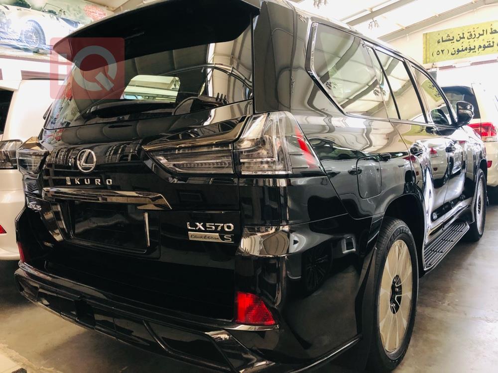 Lexus LX